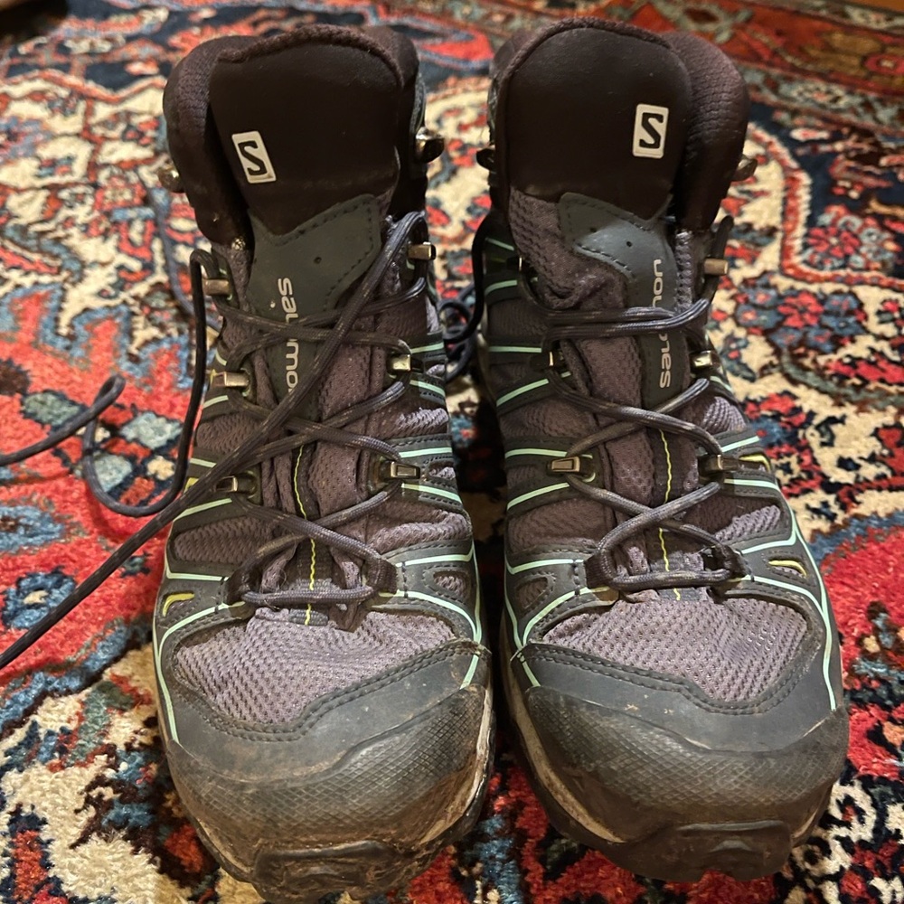 Women’s Salomon X Ultra hiking boot